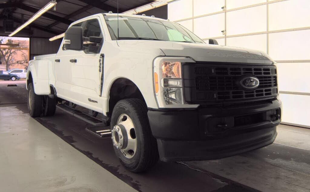 2023 FORD F-350