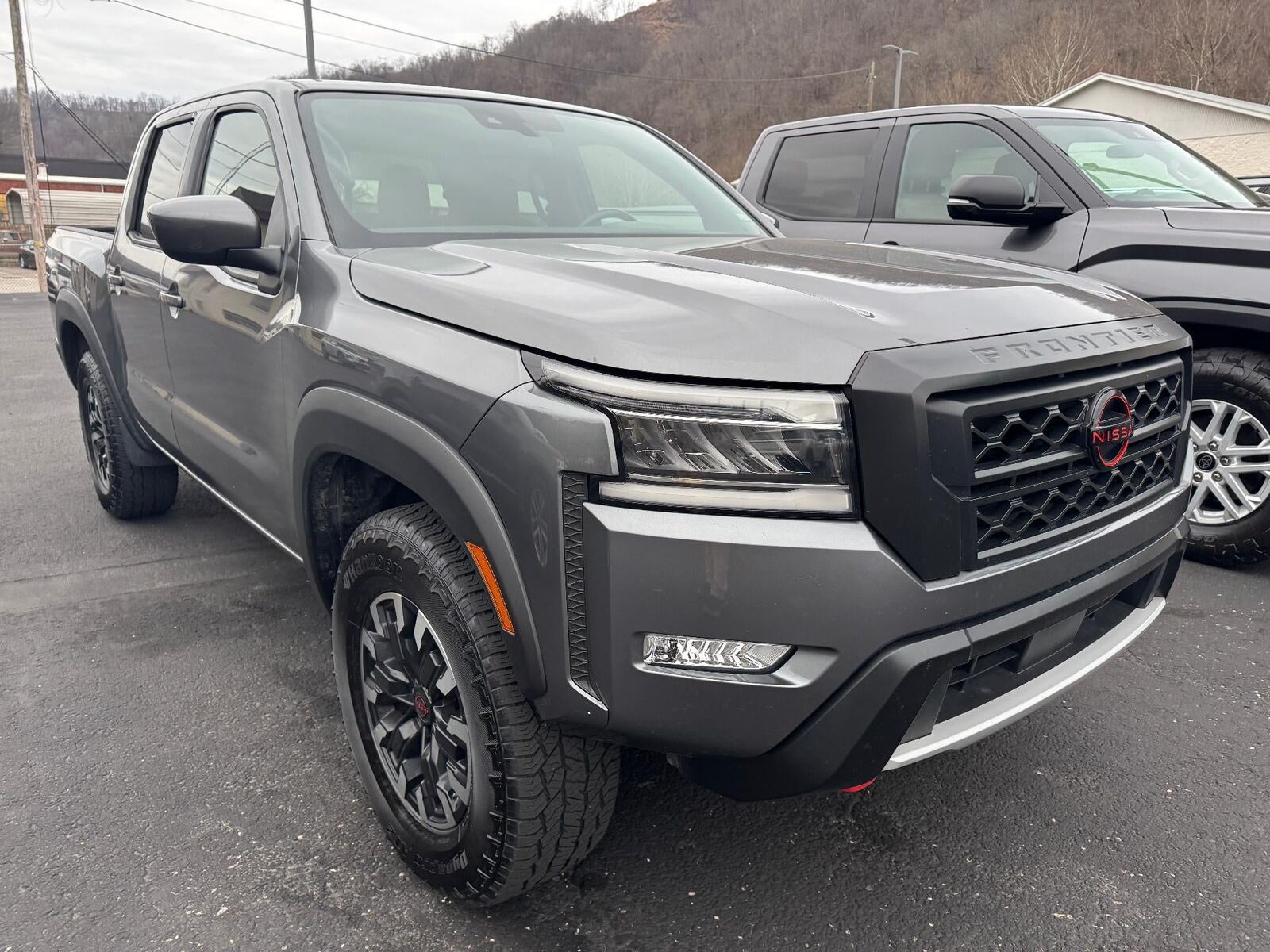 2024 NISSAN Frontier