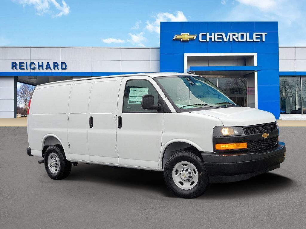 2025 CHEVROLET Express