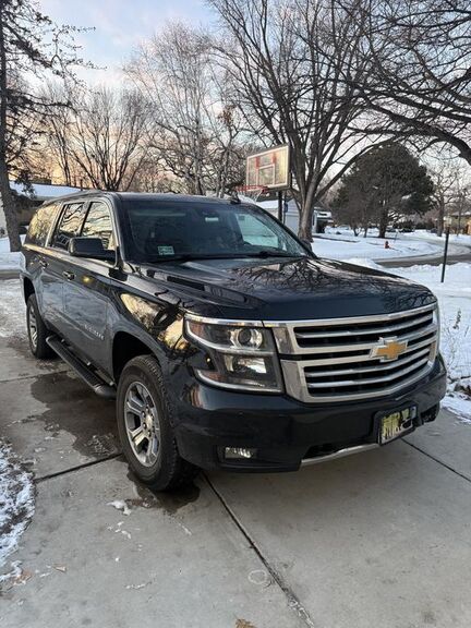 2018 CHEVROLET Suburban