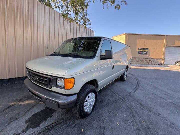 2006 FORD E-350