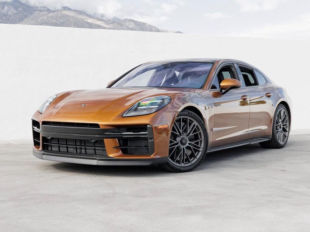 2025 PORSCHE Panamera