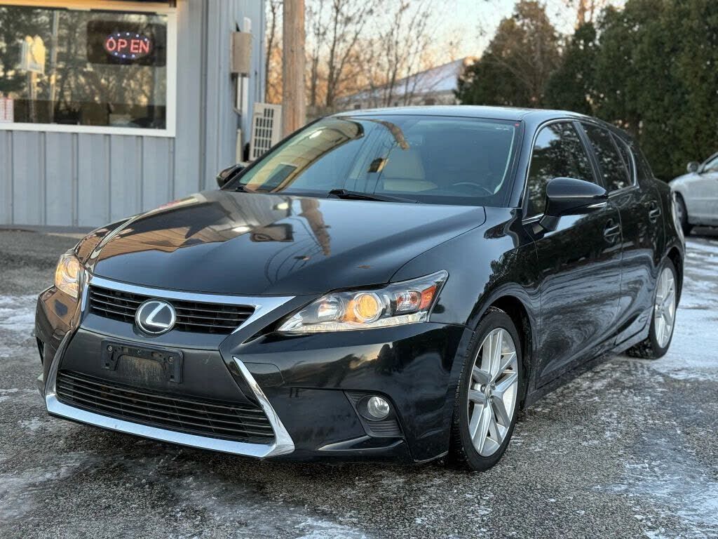 2017 LEXUS CT