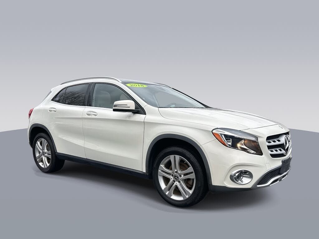 2018 MERCEDES-BENZ GLA-Class