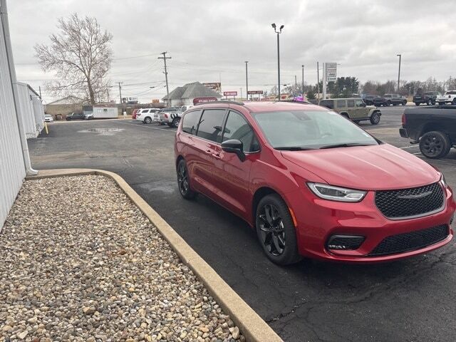 2026 CHRYSLER Pacifica