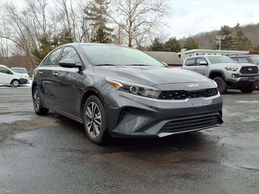 2024 KIA Forte