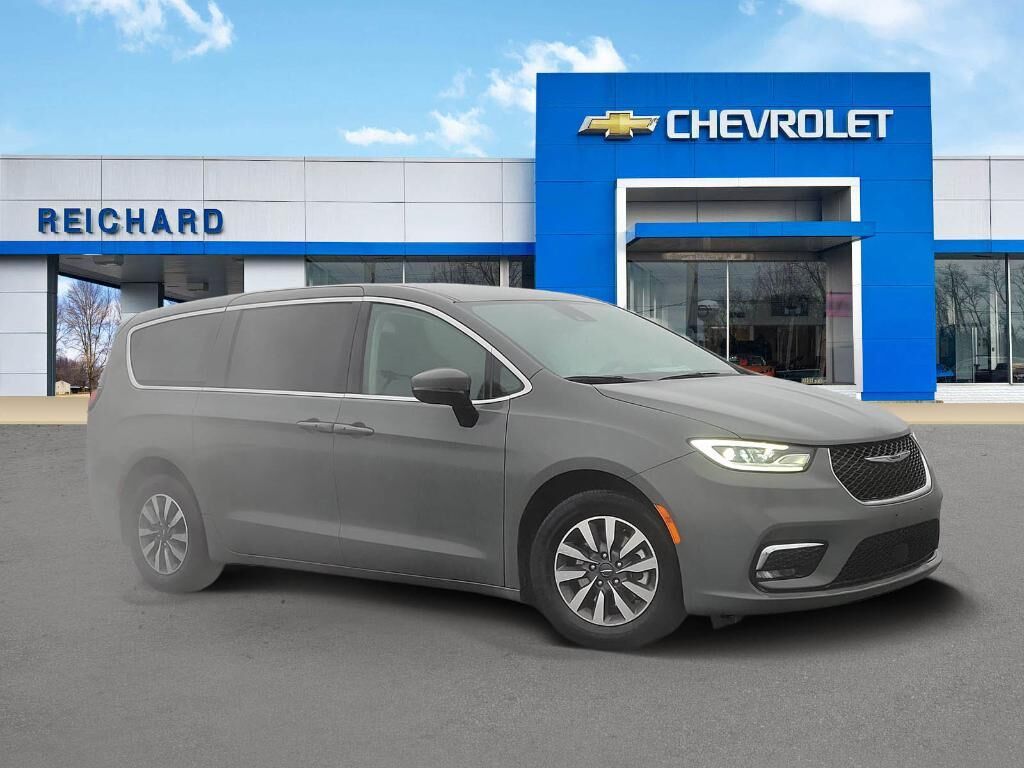 2023 CHRYSLER Pacifica