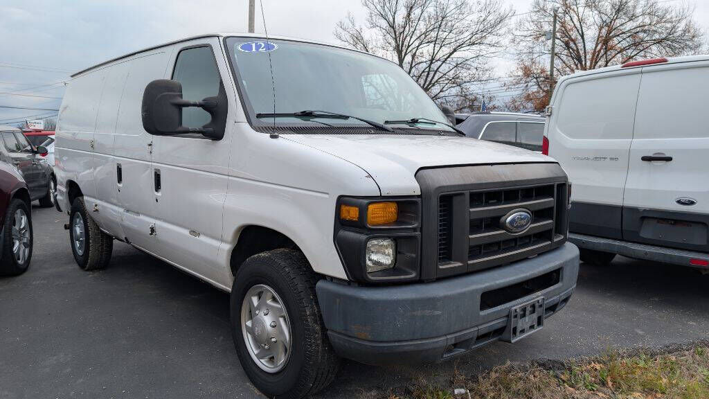 2012 FORD E-250