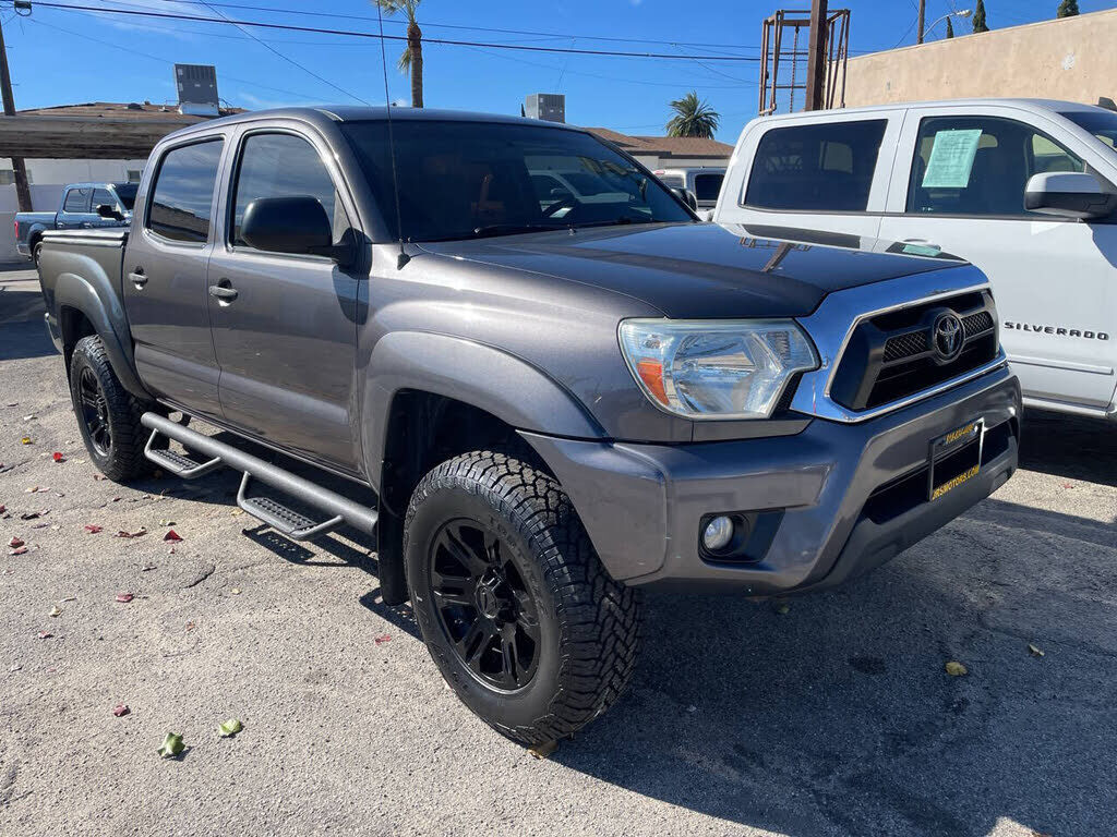 2015 TOYOTA Tacoma