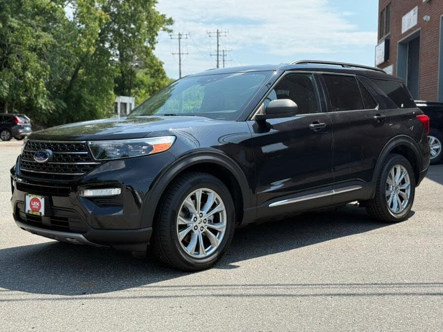 2020 FORD Explorer