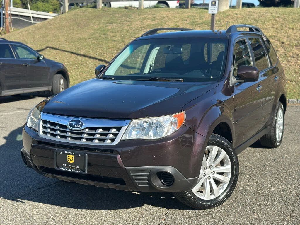 2013 SUBARU Forester