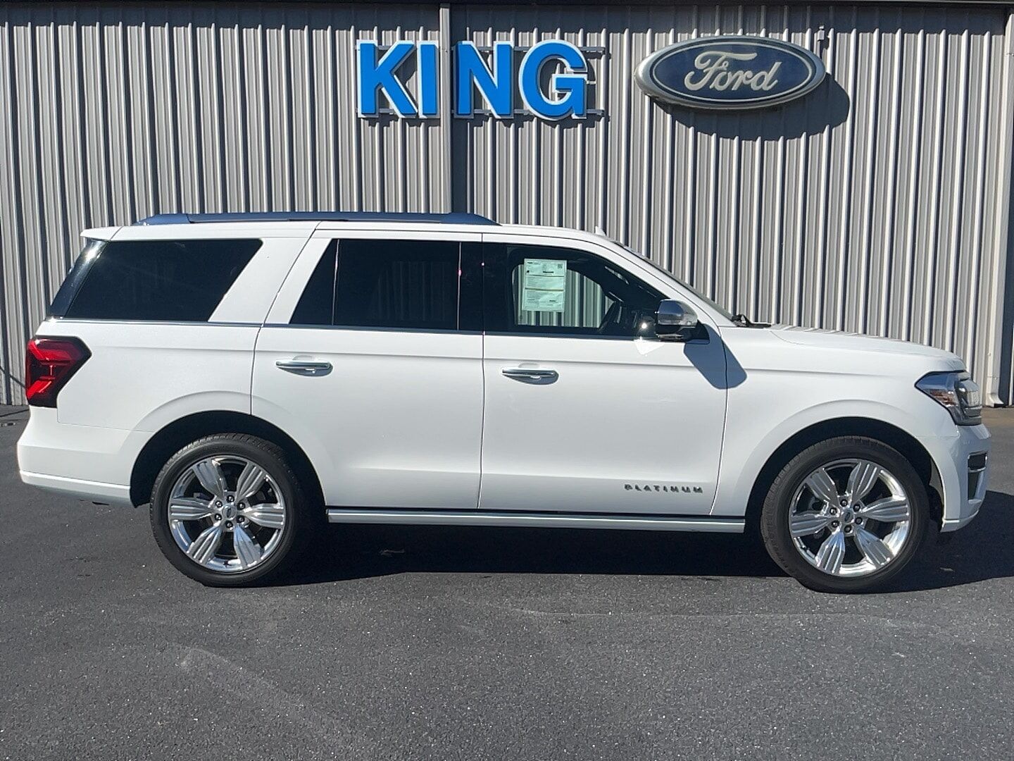 2022 FORD Expedition