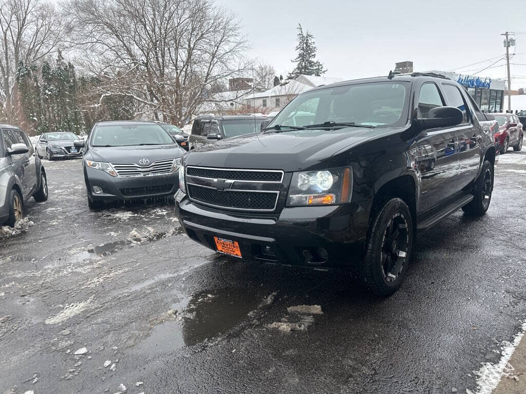 2011 CHEVROLET Avalanche