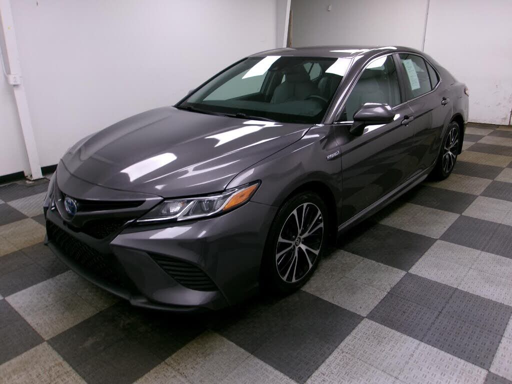 2020 TOYOTA Camry