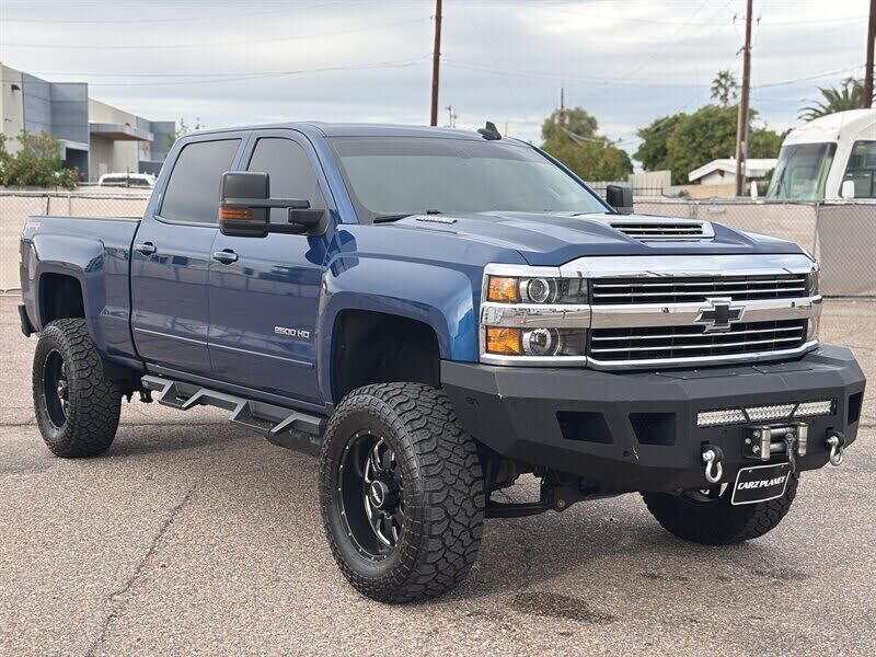 2017 CHEVROLET Silverado