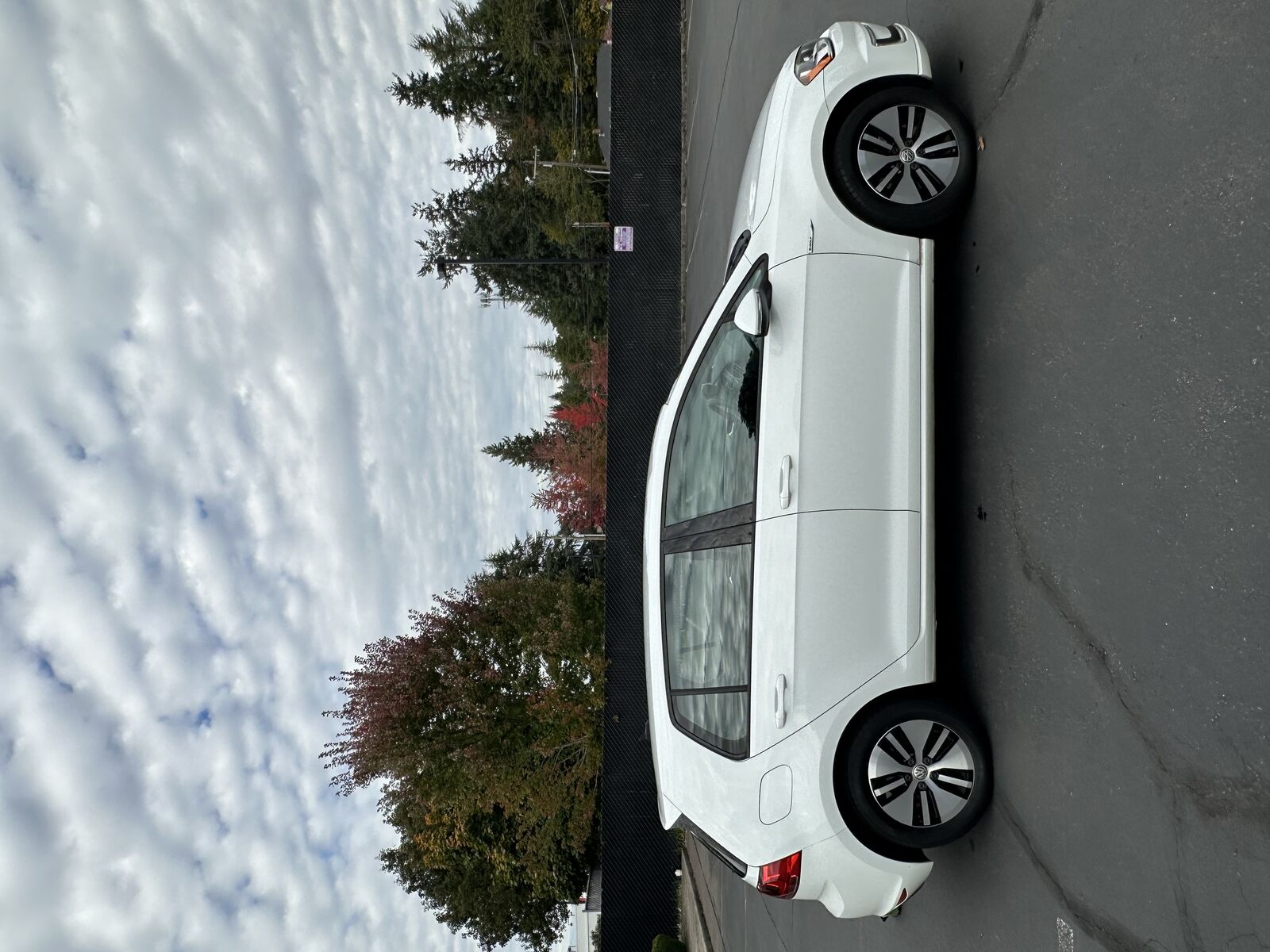 2016 VOLKSWAGEN e-Golf