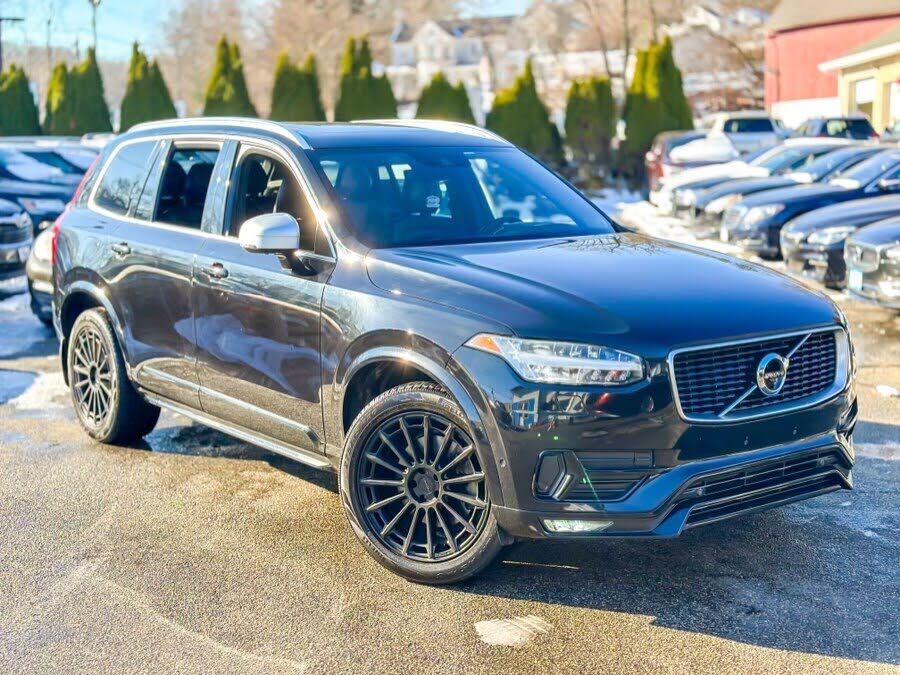 2017 VOLVO XC90