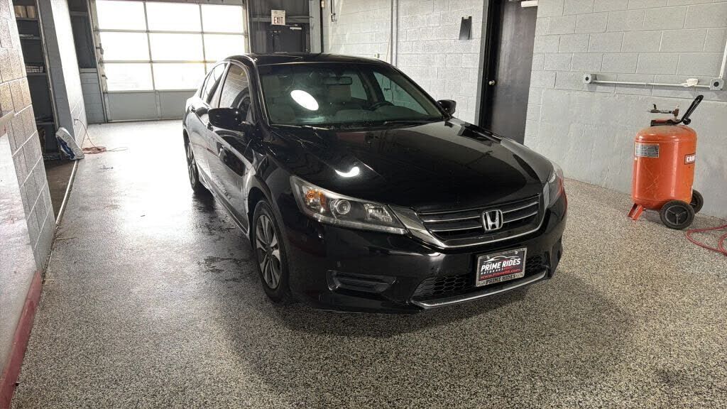 2013 HONDA Accord