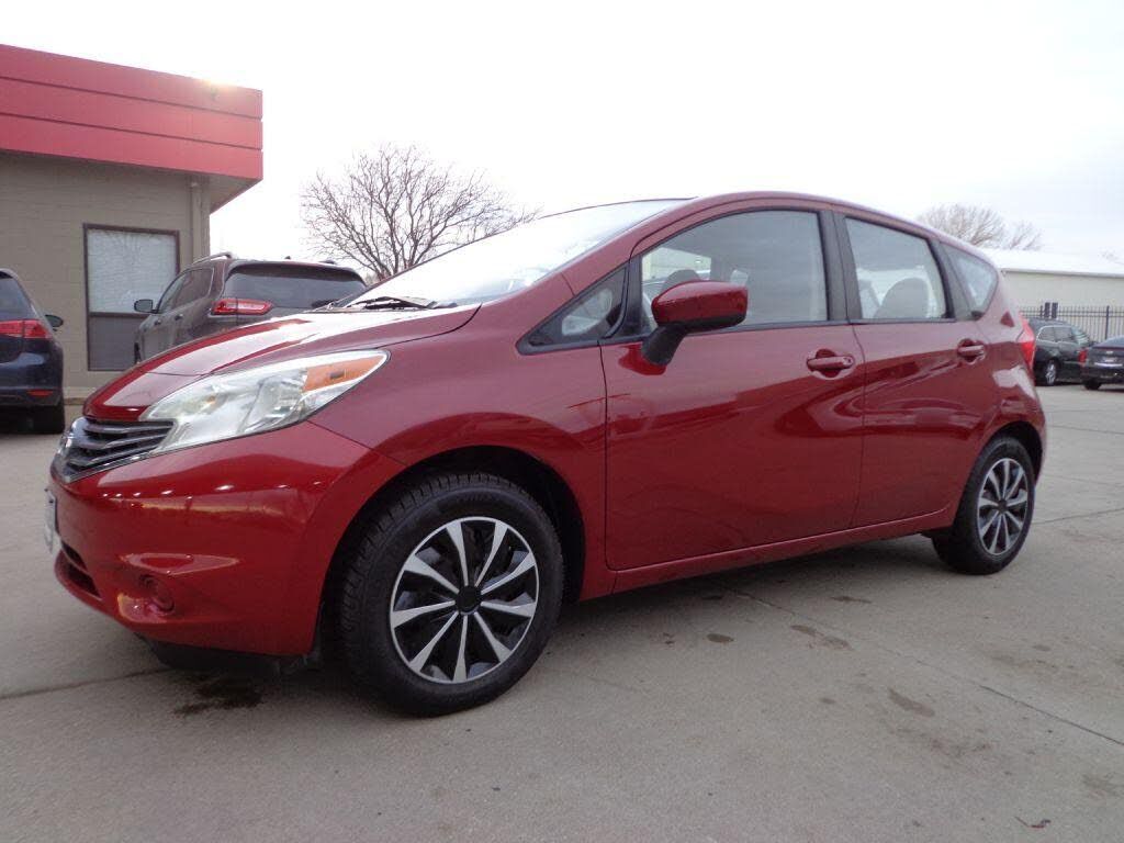 2015 NISSAN Versa