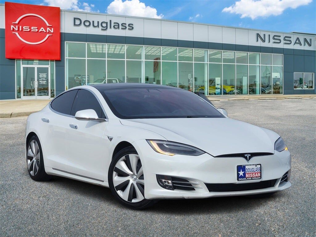2021 TESLA Model S