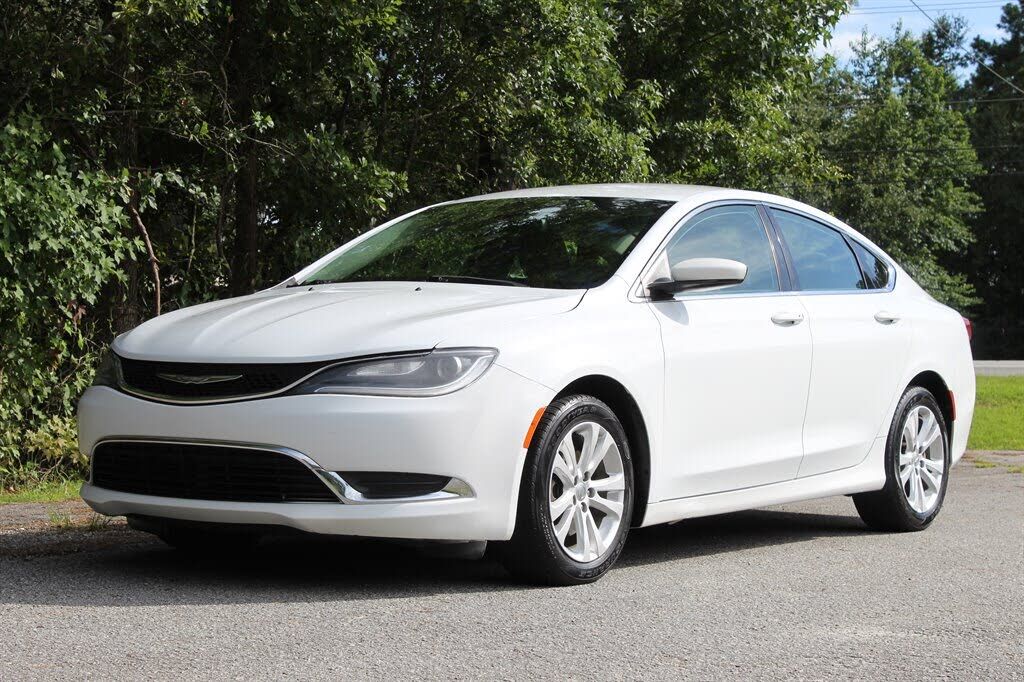 2017 CHRYSLER 200