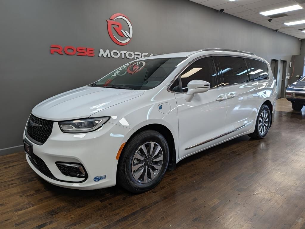 2021 CHRYSLER Pacifica