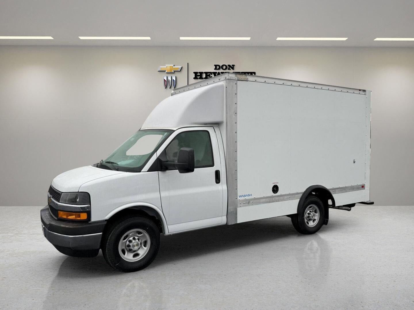 2024 CHEVROLET Express