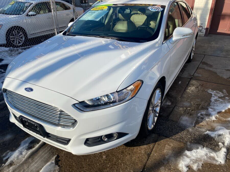2016 FORD Fusion