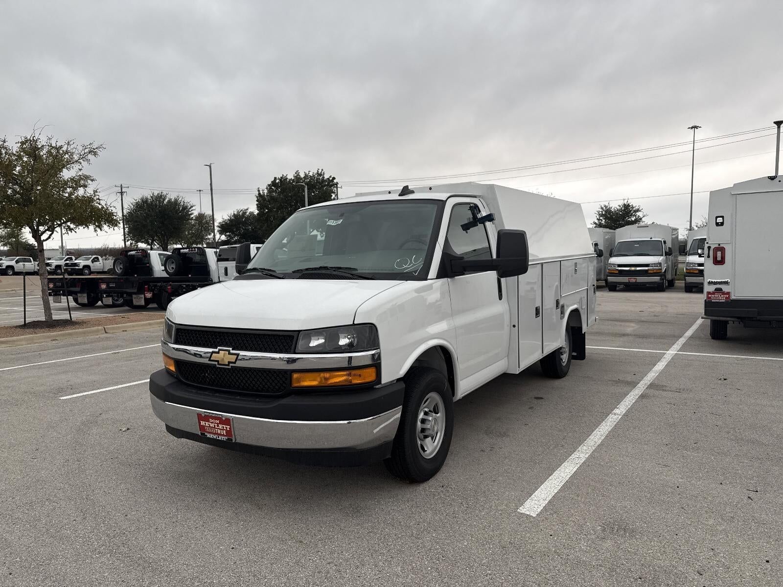 2025 CHEVROLET Express