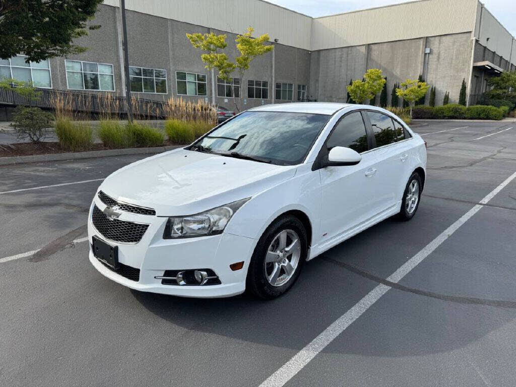 2013 CHEVROLET Cruze