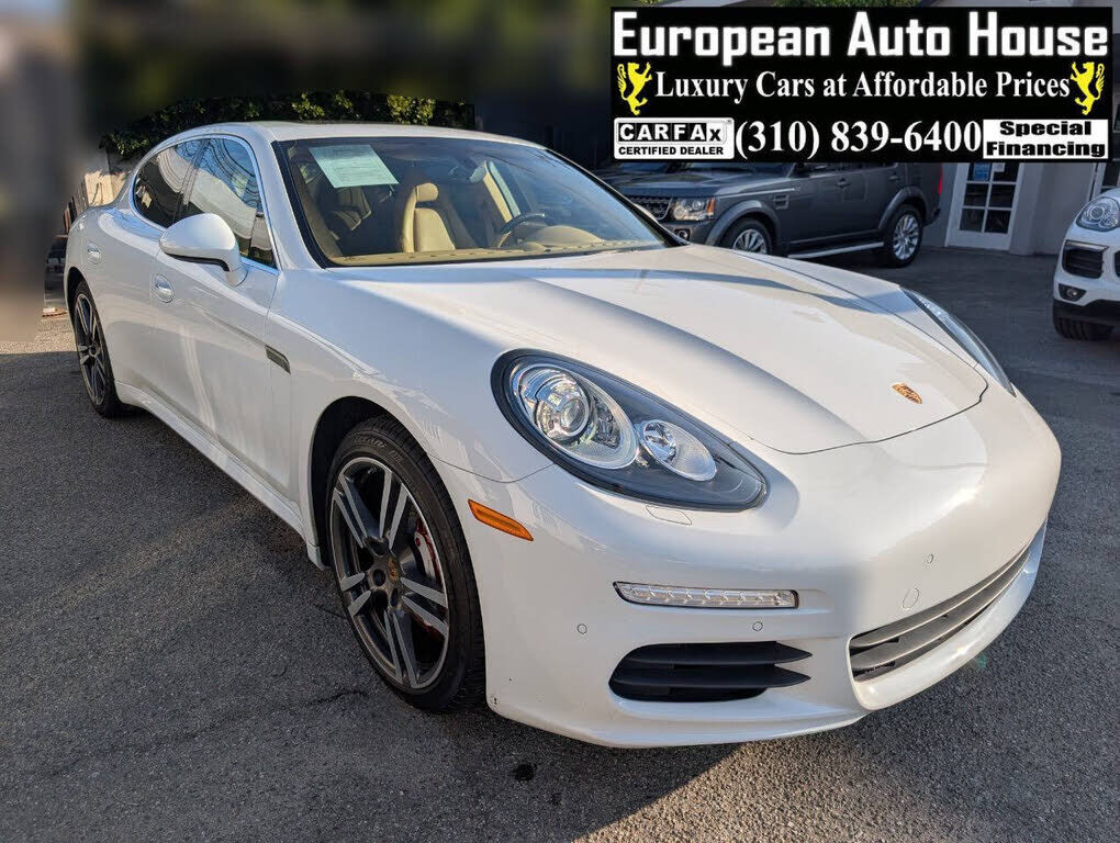 2016 PORSCHE Panamera