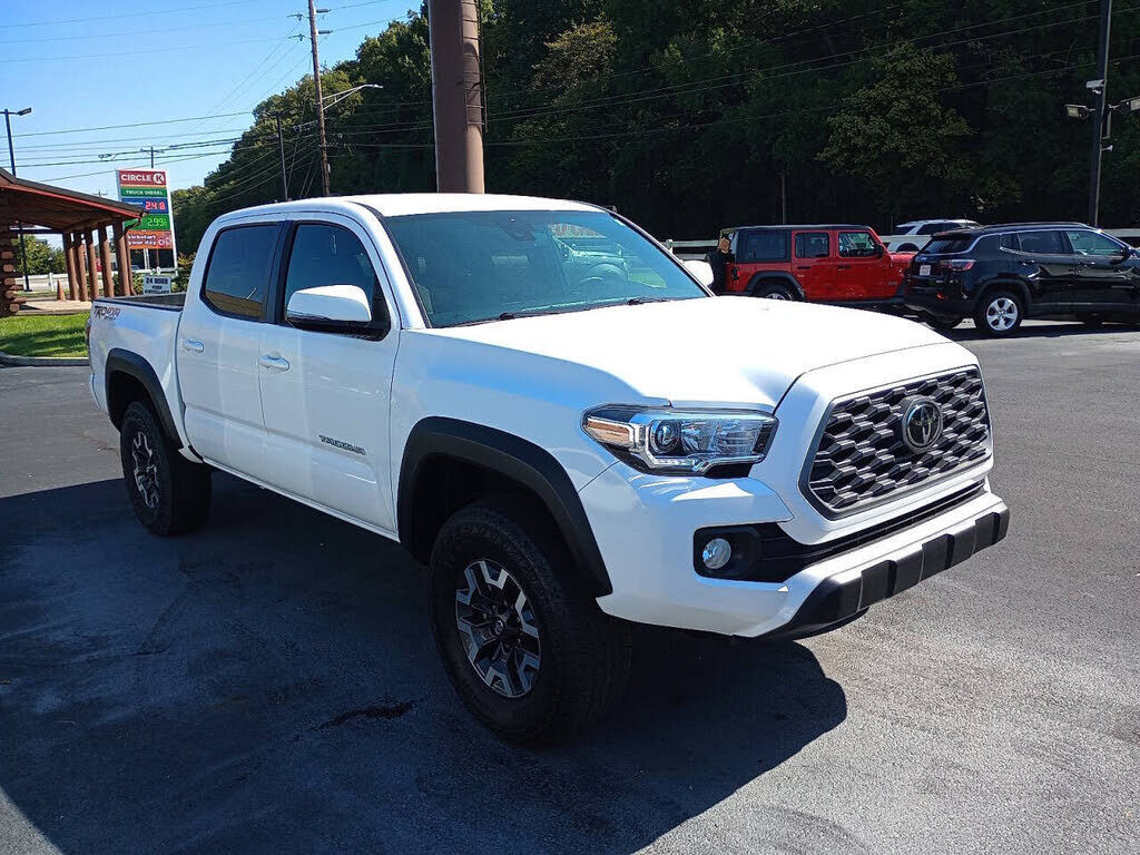 2023 TOYOTA Tacoma