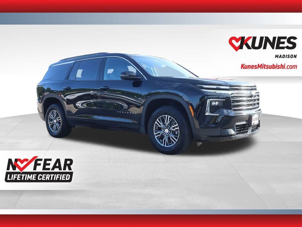 2024 CHEVROLET Traverse