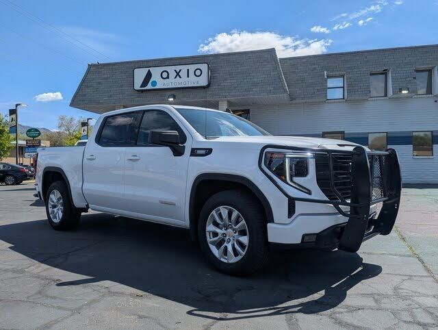 2023 GMC Sierra