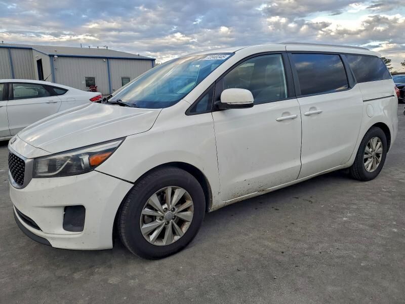 2016 KIA Sedona