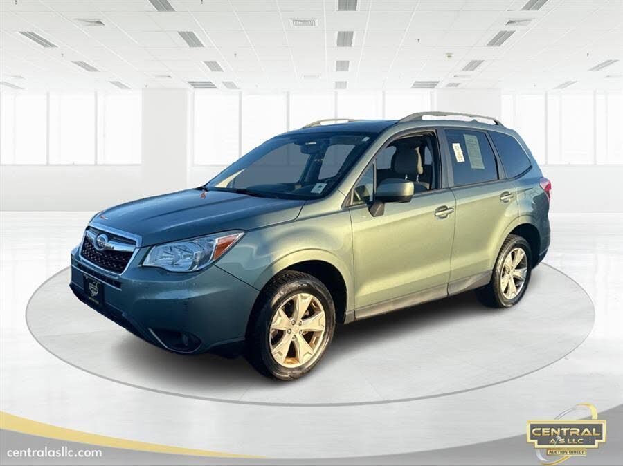 2016 SUBARU Forester