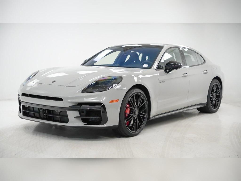 2026 PORSCHE Panamera