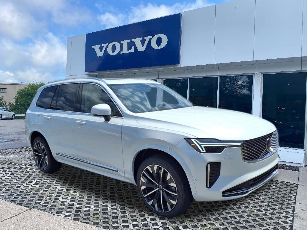 2026 VOLVO XC90