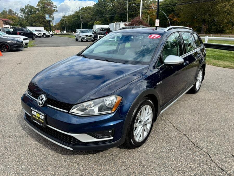 2017 VOLKSWAGEN Golf Alltrack
