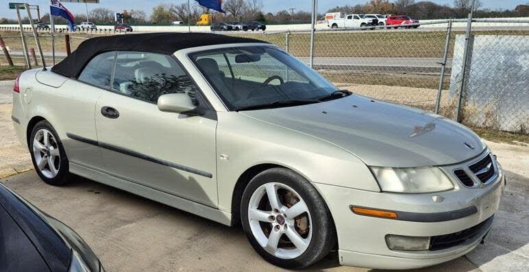 2004 SAAB 9-3
