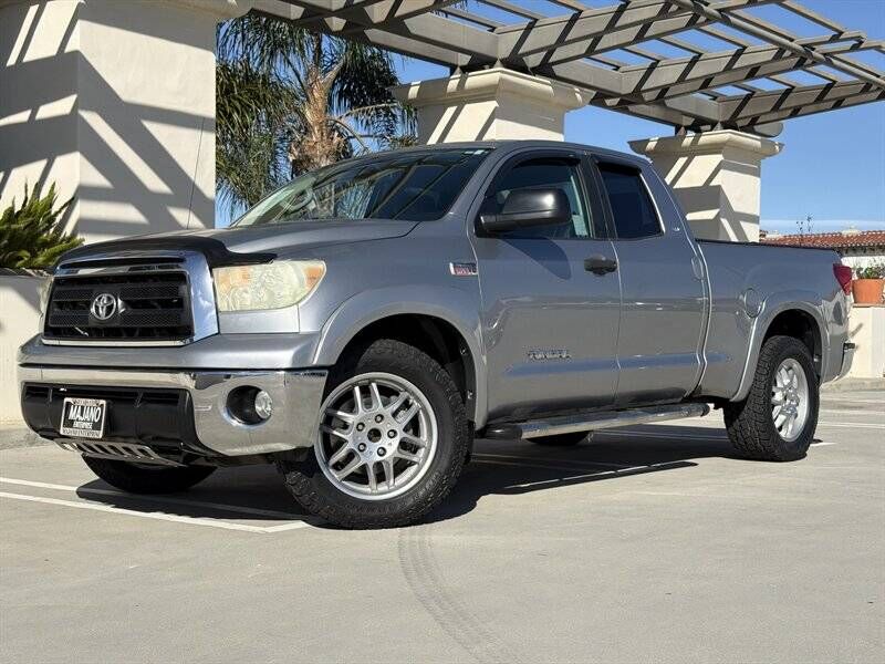 2010 TOYOTA Tundra