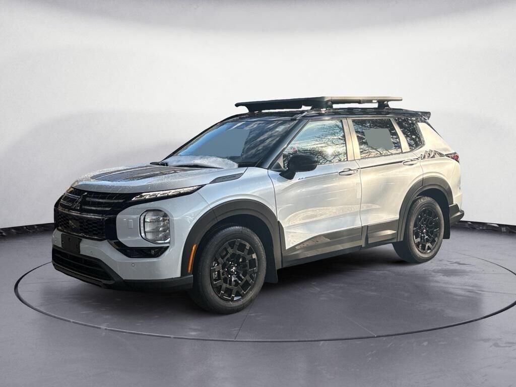 2026 MITSUBISHI Outlander