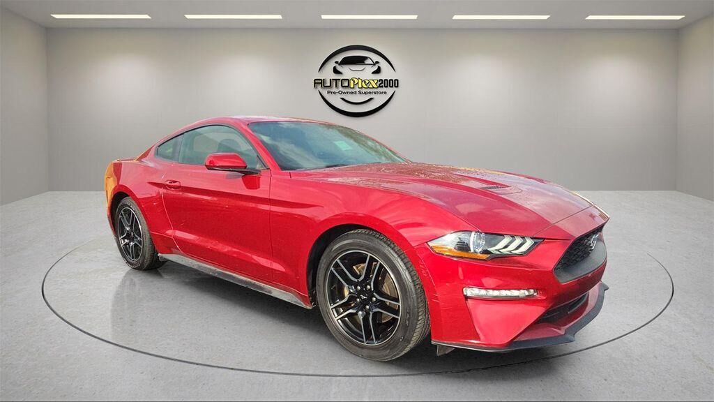 2020 FORD Mustang