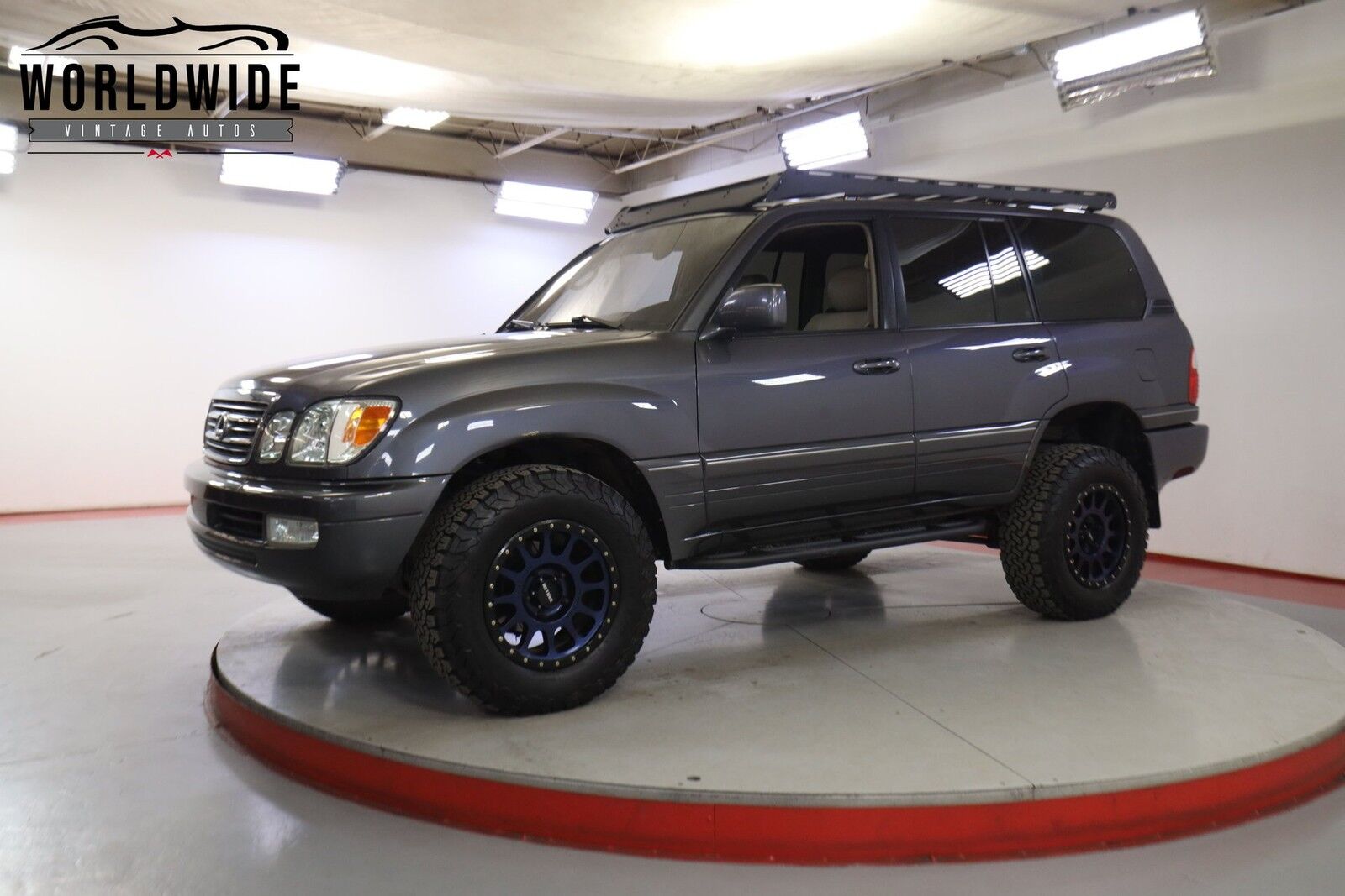 Lexus LX