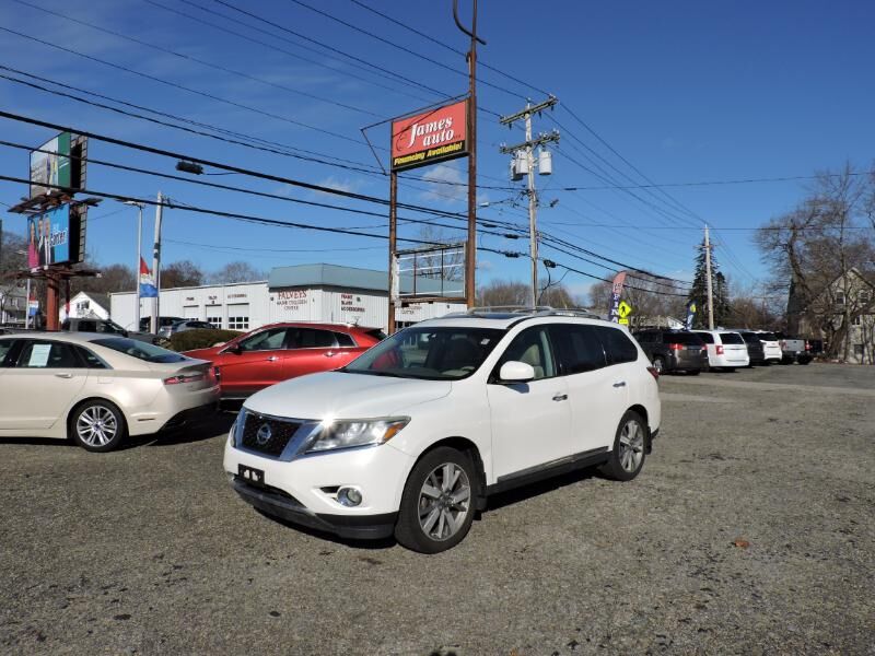 2014 NISSAN Pathfinder