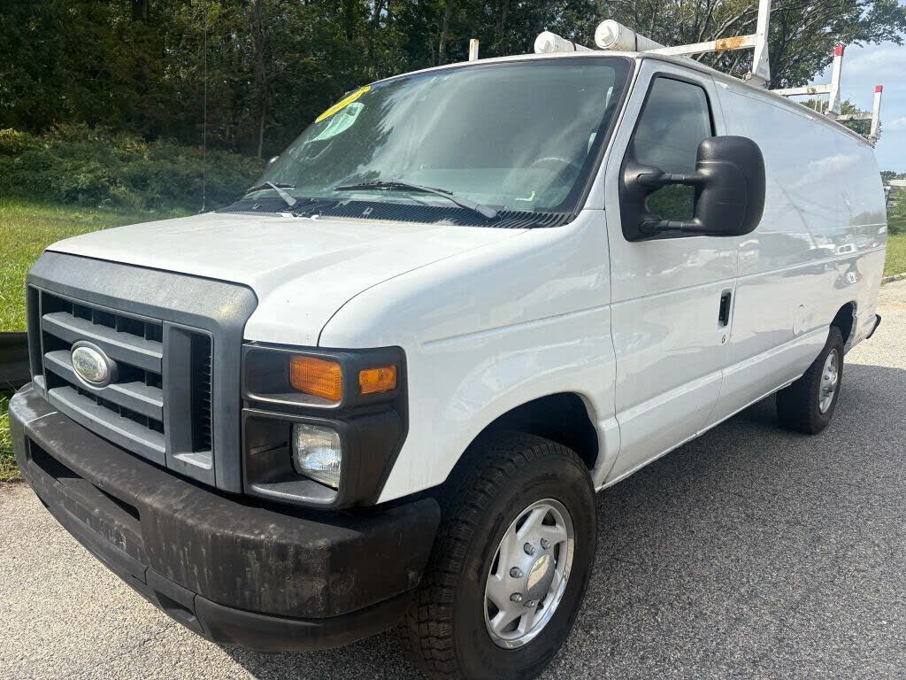 2014 FORD E-350