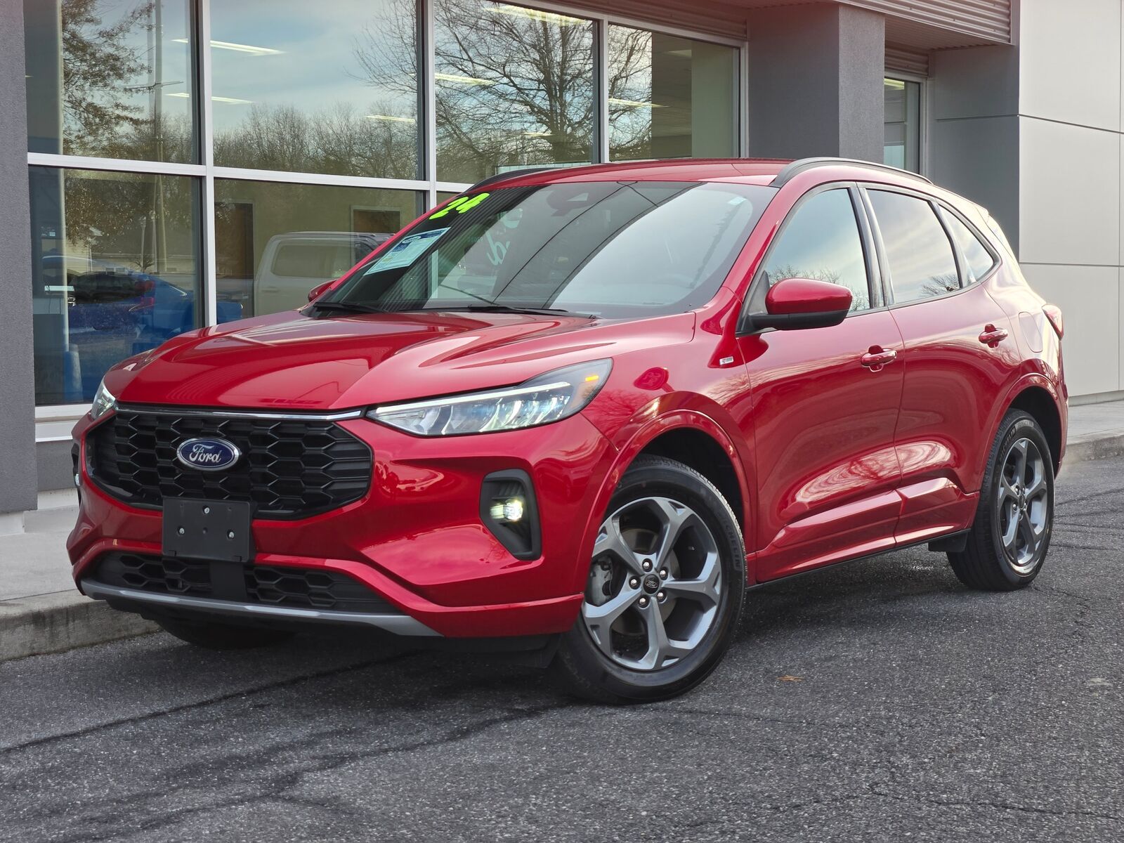 2024 FORD Escape