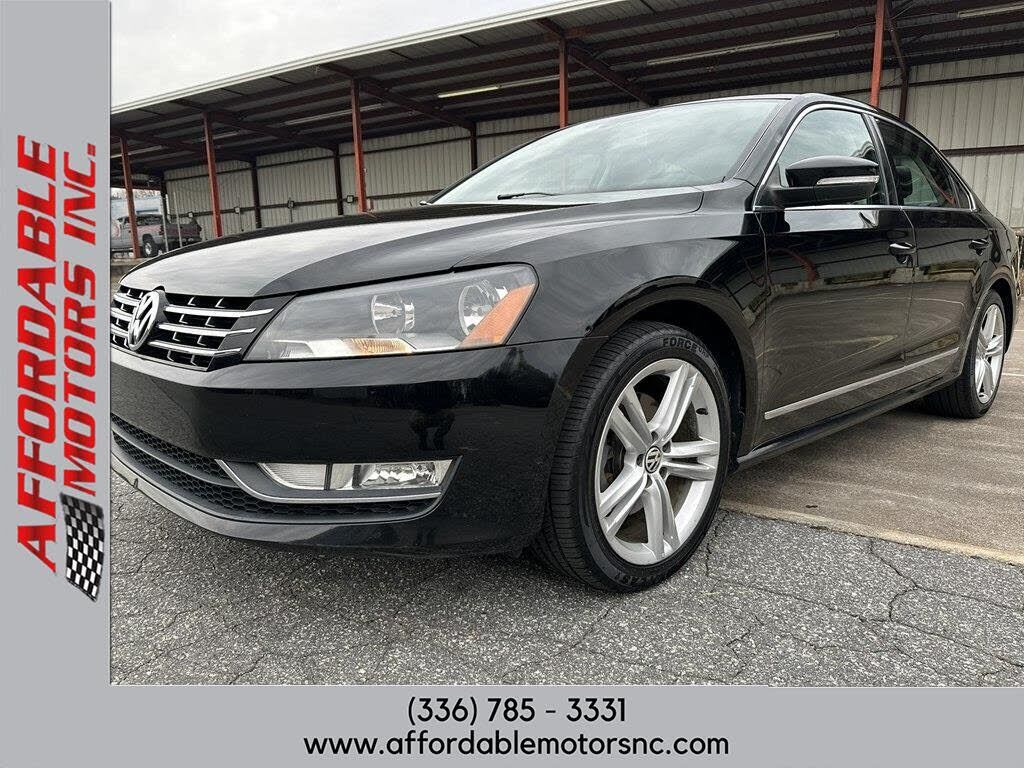 2015 VOLKSWAGEN Passat