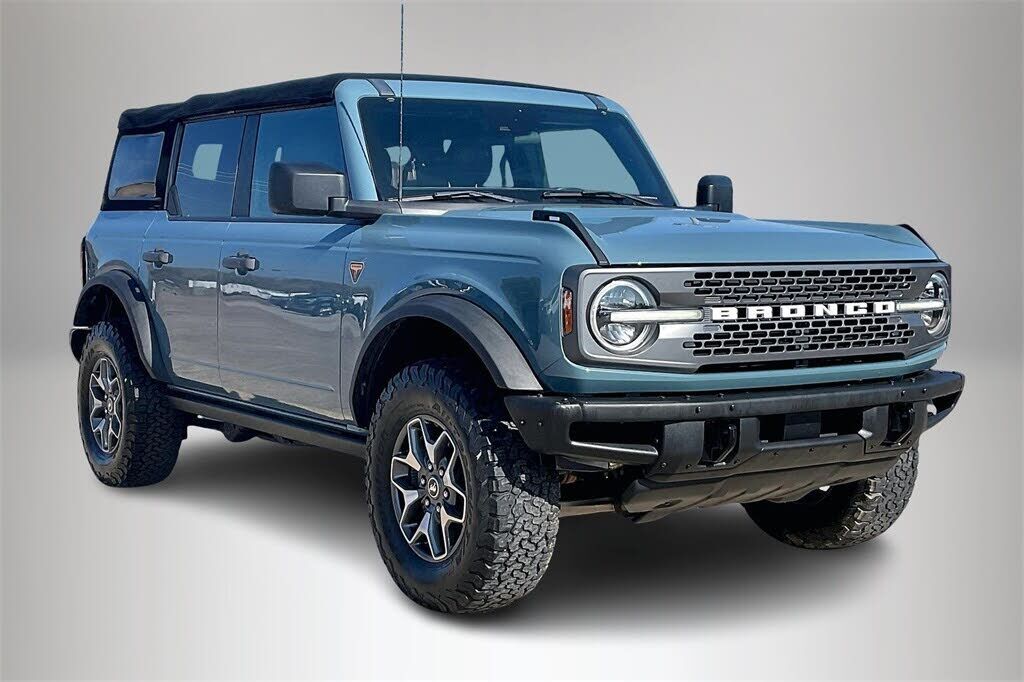 2022 FORD Bronco