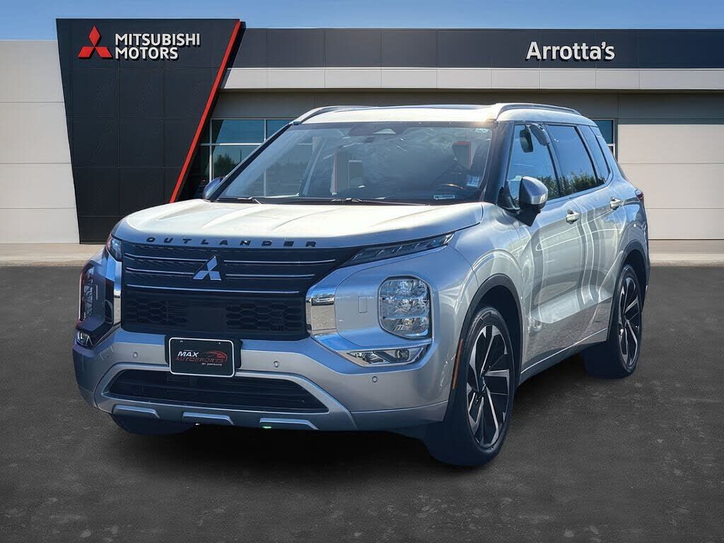 2023 MITSUBISHI Outlander